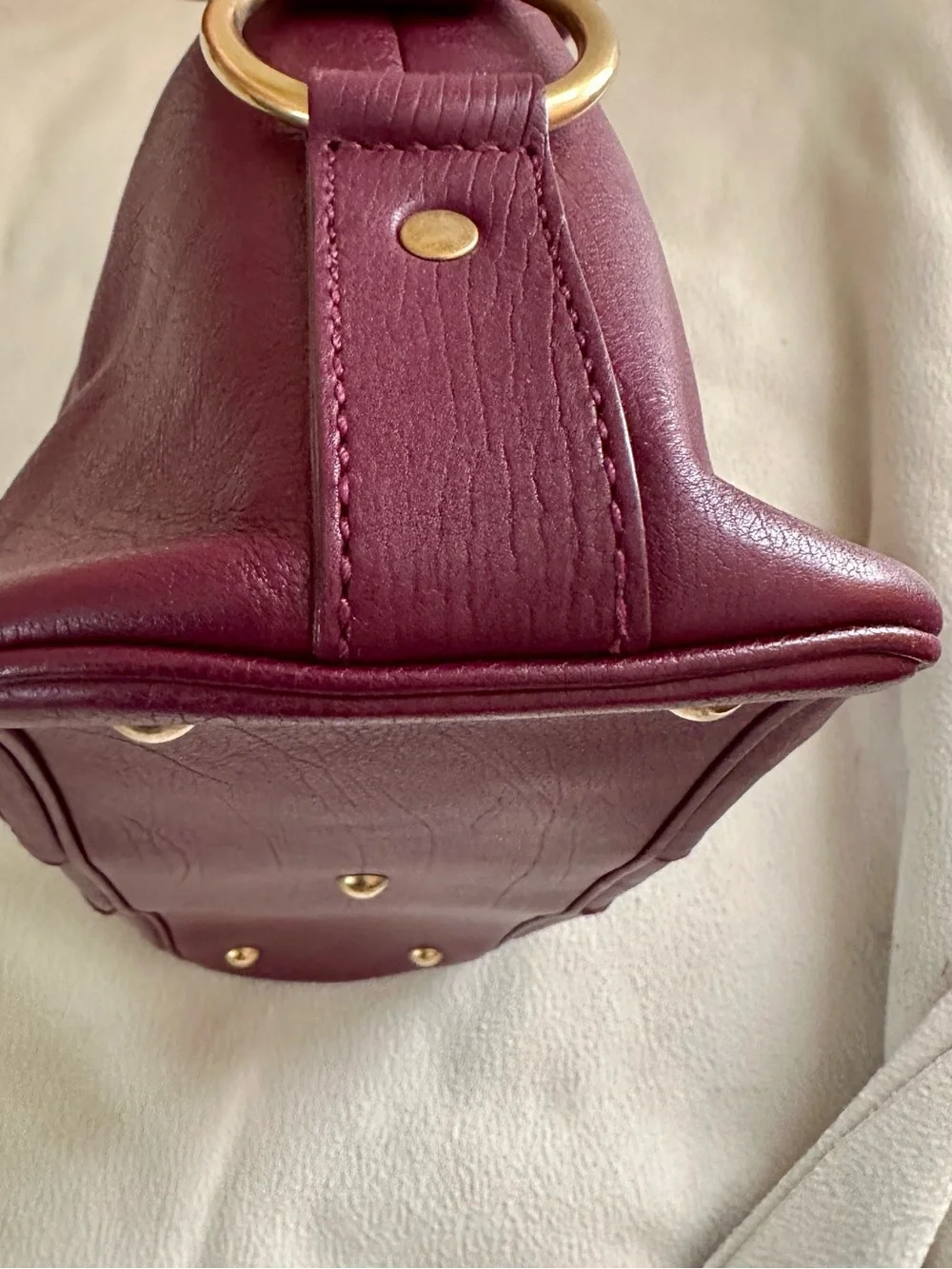 Yves Saint Laurent bag - Picture 7 of 13